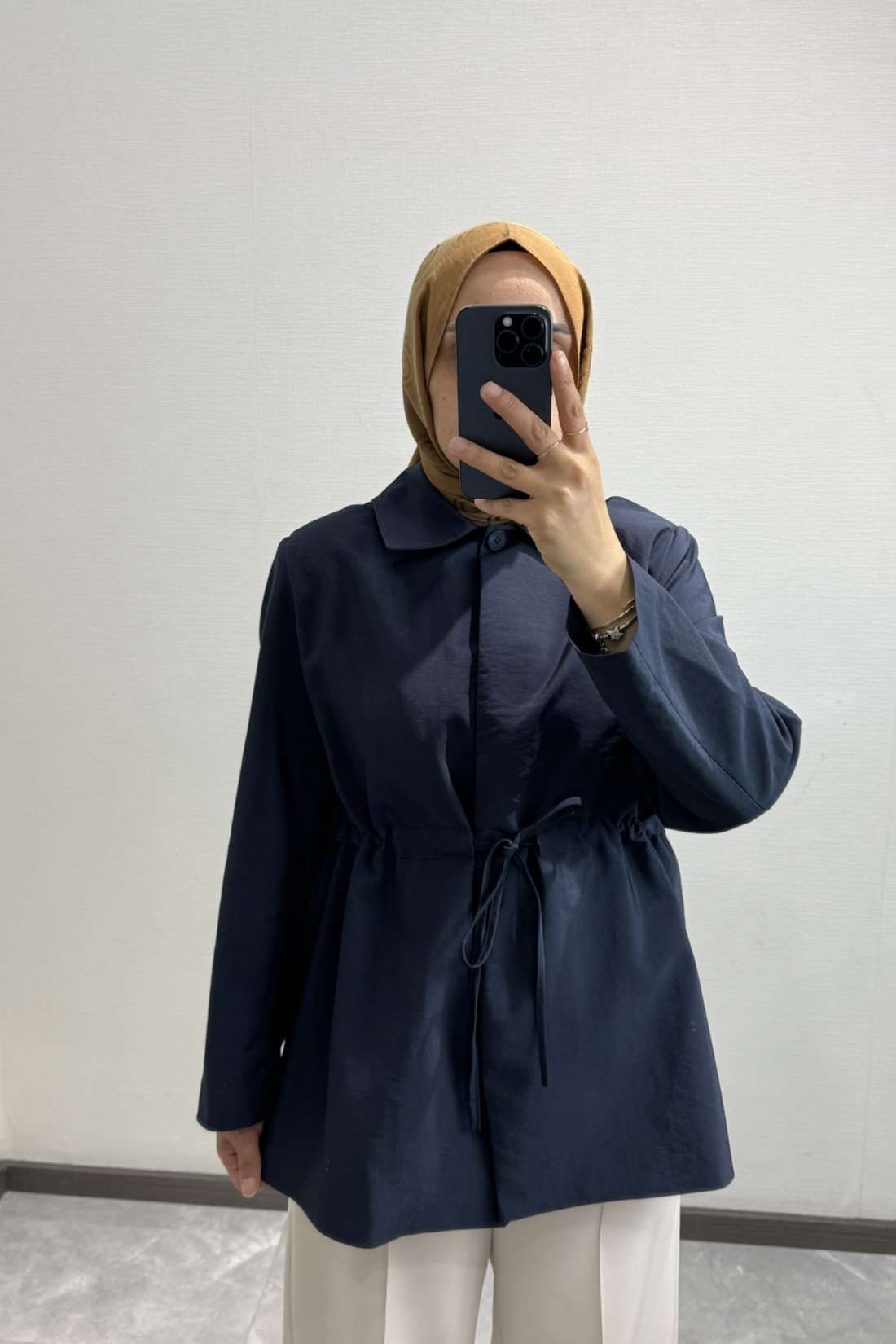 Büzgü Detaylı Ceket Lacivert