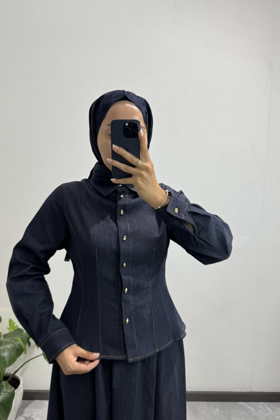 Beli Vurgulayan Denim Lacivert Etek Takım