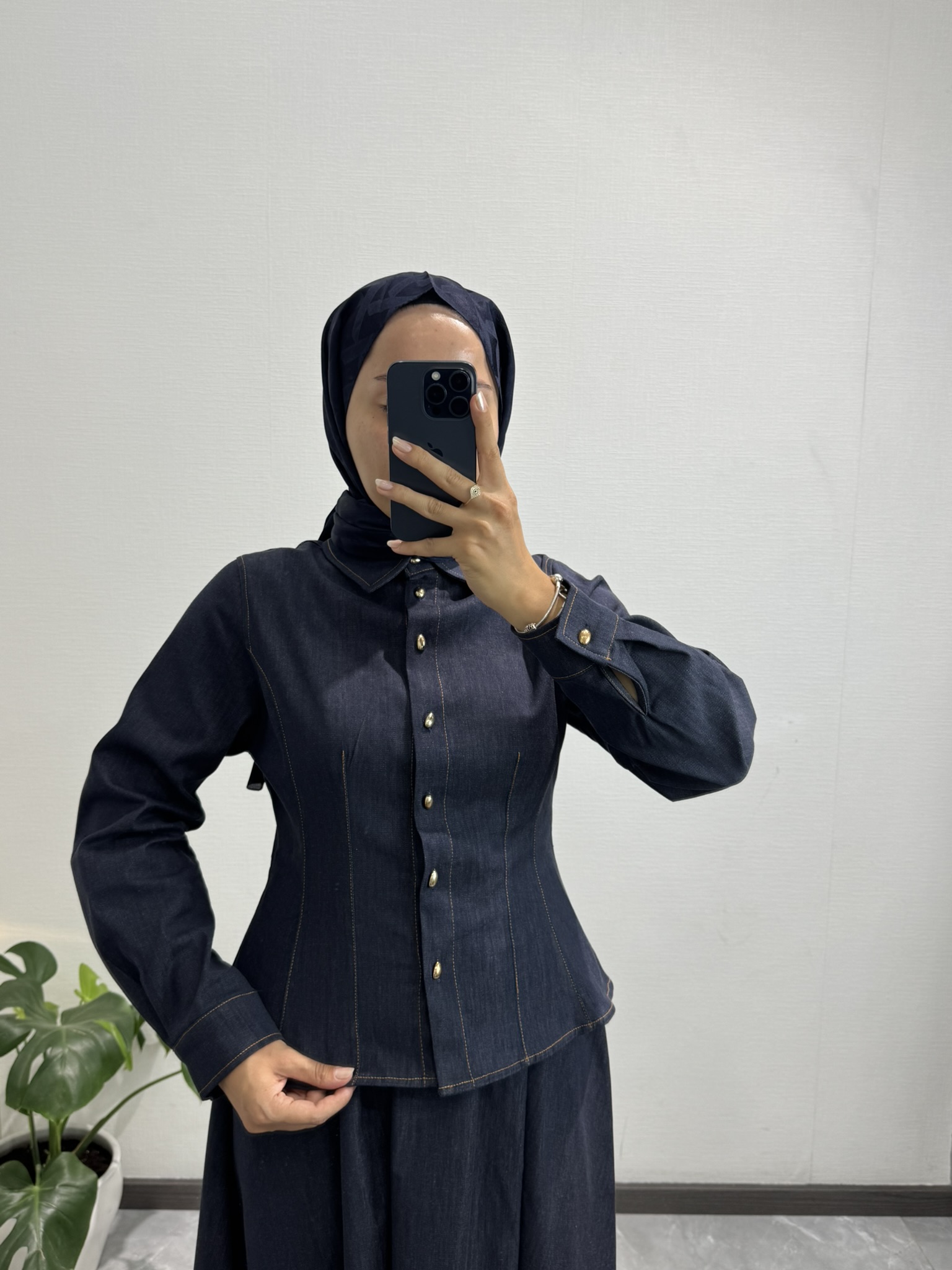 Beli Vurgulayan Denim Lacivert Etek Takım