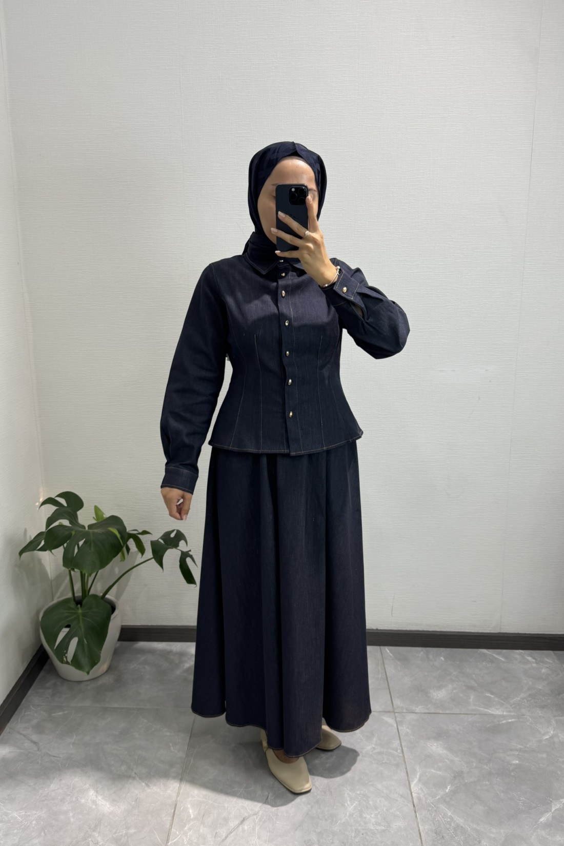 Beli Vurgulayan Denim Lacivert Etek Takım