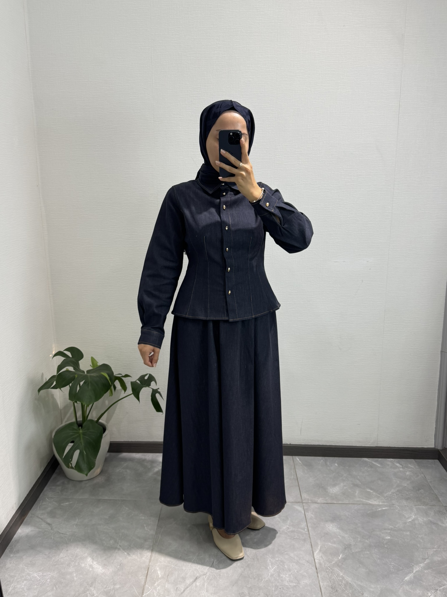Beli Vurgulayan Denim Lacivert Etek Takım
