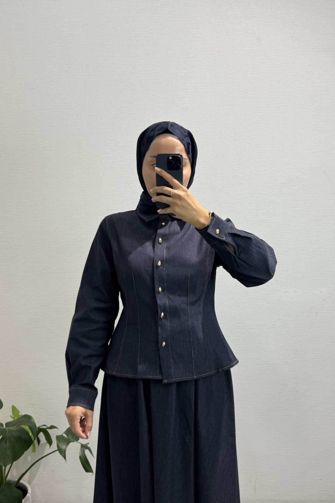 Beli Vurgulayan Denim Lacivert Etek Takım