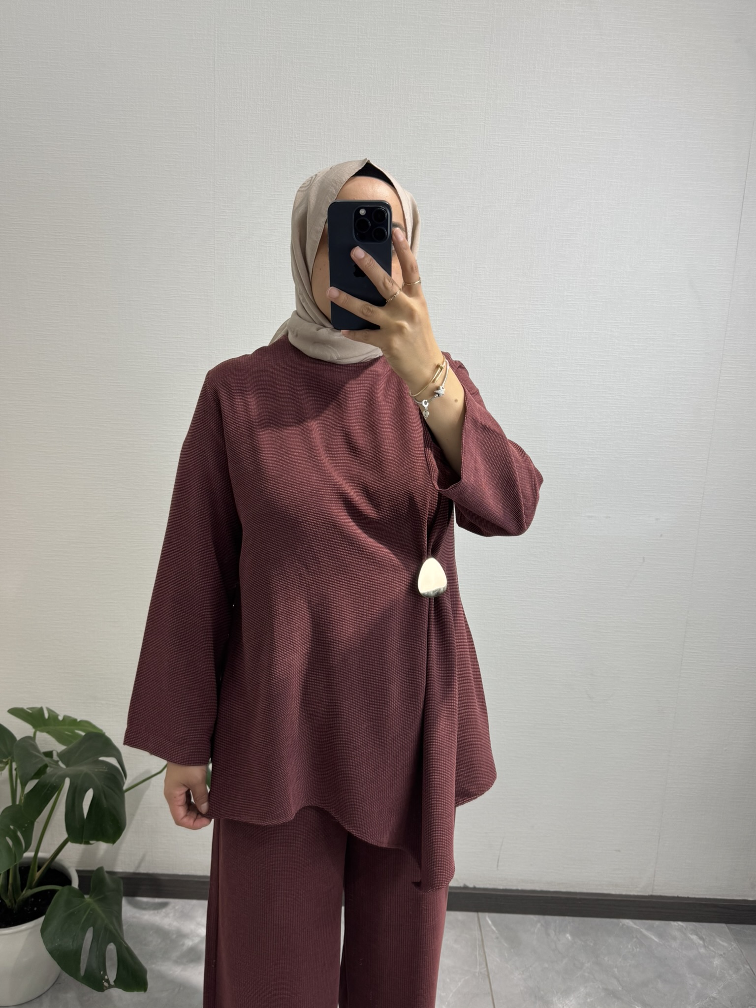 Gold Broş Detaylı Bordo Pantolon Takım